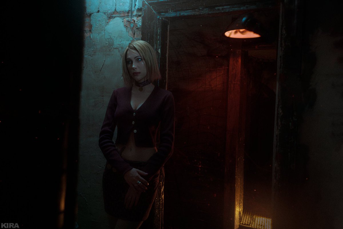 Frau_Haku's tweet photo. “It doesn't matter who I am. I'm here for you James.”
#SilentHill #SilentHill2 #SilentHillCosplay #MariaCosplay #MariaSilentHill https://t.co/m4ZVCRIgHC