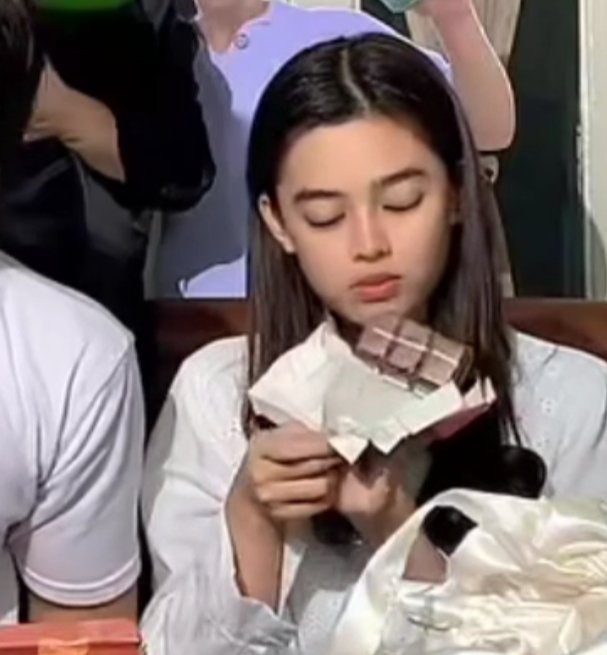 b_ungaaa's tweet image. Yehhhh soft selling banget ini marketingnya😅😅😅😅

MOQEEL FOR BITTERSWEET BY NAJLA
#MOQEELxBittersweetbyNajla
#MOQEEL