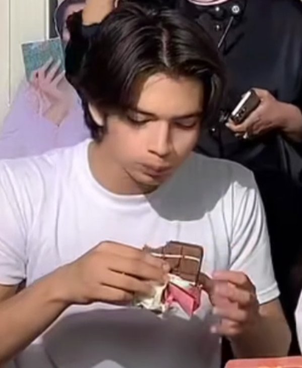 b_ungaaa's tweet image. Yehhhh soft selling banget ini marketingnya😅😅😅😅

MOQEEL FOR BITTERSWEET BY NAJLA
#MOQEELxBittersweetbyNajla
#MOQEEL