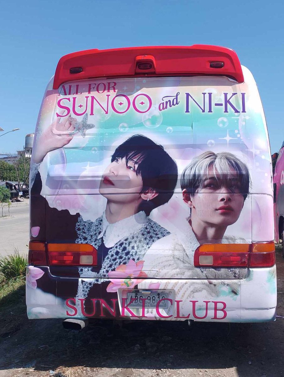 0924CLUB's tweet photo. 🌈𝑷𝑨𝑳𝑬𝑻𝑻𝑬 𝑶𝑭 𝑫𝑹𝑬𝑨𝑴𝑺: 𝙲𝚑𝚊𝚜𝚒𝚗𝚐 𝚛𝚊𝚒𝚗𝚋𝚘𝚠𝚜 𝚒𝚗 𝚊 𝙿𝚊𝚜𝚝𝚎𝚕 𝚆𝚘𝚗𝚍𝚎𝚛𝚕𝚊𝚗𝚍 𝚠𝚒𝚝𝚑 𝚂𝚞𝚗𝚘𝚘 𝚊𝚗𝚍 𝙽𝚒-𝙺𝚒 ✨

We are beyond excited to finally unveil the completed design of our SUNKI Bus! This is the final look, fully wrapped and ready to hit the road, bringing Engenes and Sunkists together on a vibrant journey. Every detail of this design was carefully crafted with love, and now, it’s all set to take you to the venue in style—cruising down a colorful rainbow road! We can’t wait to see you all tomorrow and share this unforgettable experience. Get ready for an exciting ride!

#PaletteOfDreams #SUNOO #NI_KI #SUNKI #선우 #니키 #닠선