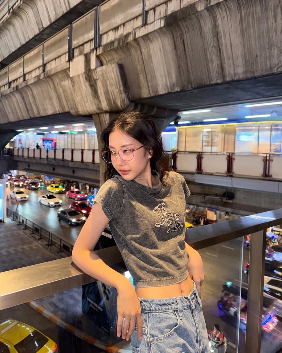 jorinjafanclub's tweet image. Instagram Update ✨

Posted • | jorinja

City girl
.
#wiz
#wizx4eve
#japancollection
#แว่นสายตาคุณภาพ
#Jorin4EVE  #4EVE