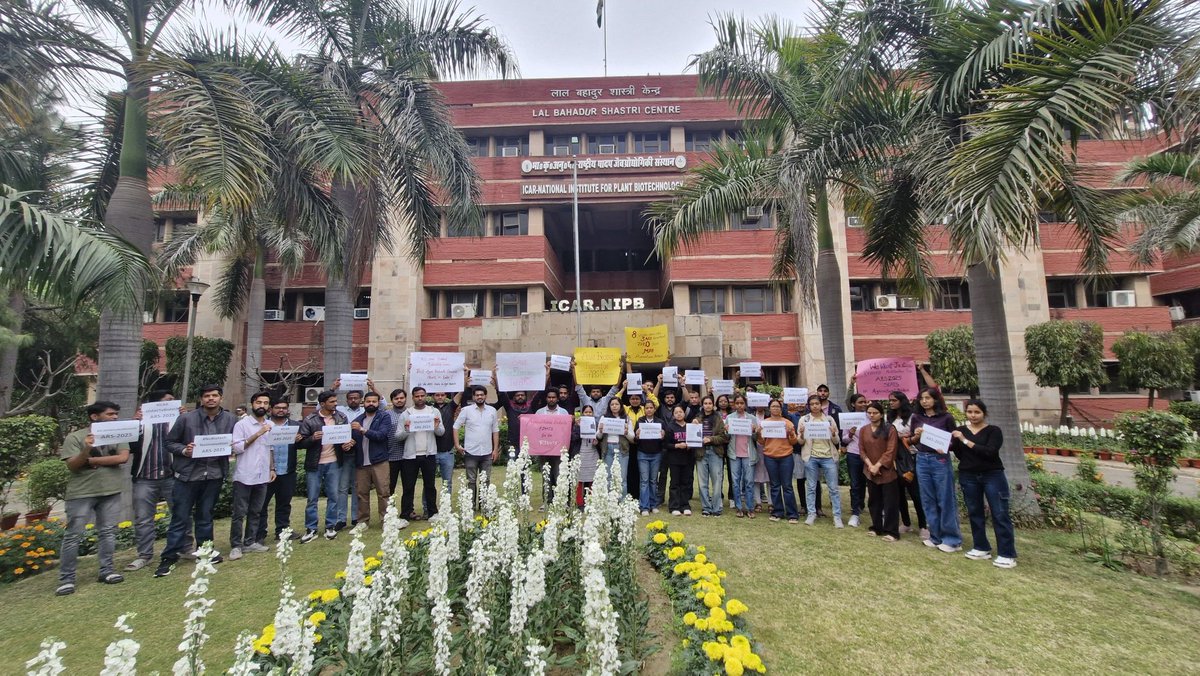 Shahina1509's tweet photo. Biotechnology can revolutionize Indian agriculture! We demand Agri Biotech seats in ARS 2025 to equip our farmers with modern tech &amp; innovative practices!
#ReviseARS2025withAgriBiotech #ARSneedsAgriBiotech @icarindia @ChouhanShivraj @ICAR_NIPB @ASRB118121 @SirRavishFC https://t.co/RS0Ci0Py4f