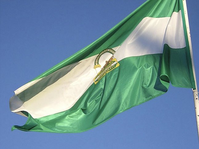 PSOEMarbella's tweet photo. ¡Feliz Día de Andalucía a todos y todas! 

Hoy, 28 de febrero, celebramos con orgullo el Día de Andalucía, una fecha en la que conmemoramos la lucha por la libertad y la igualdad de nuestra tierra 

#DíaDeAndalucía
#AndalucíaLibre
#OrgulloAndaluz
#28Febrero

💚 🤍 💚 https://t.co/I96sqeq1Jg