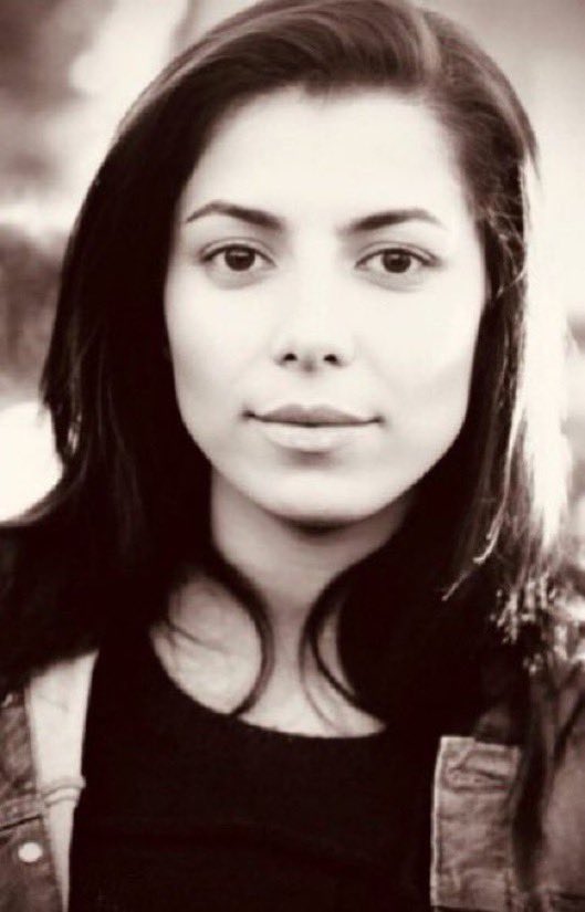 sanlaville11's tweet photo. Il faut se mobiliser pour #PakhshanAzizi et pour #SharifehMohammadi condamnées à mort qui risquent l’exécution à tout moment
Et continuer à faire du bruit pour #VerishehMoradi et pour tous les autres
#FreeVerishehMoradi
#FreePakhshanAzizi 
#FreeSharifehMohammadi
#FemmeVieLiberte https://t.co/zNPSt1oQYB