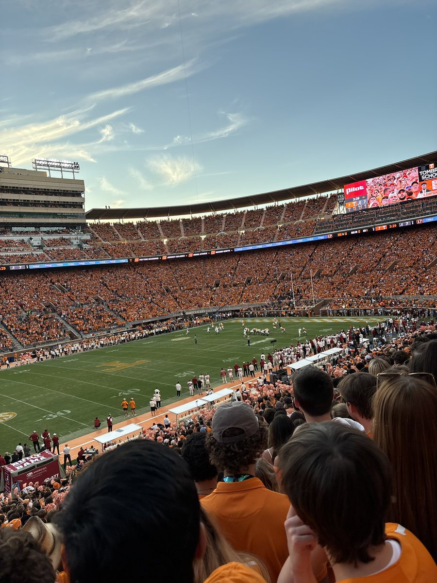 AntLuca305's tweet photo. Blacked out talking about rocky top https://t.co/cSzOsmqDp5