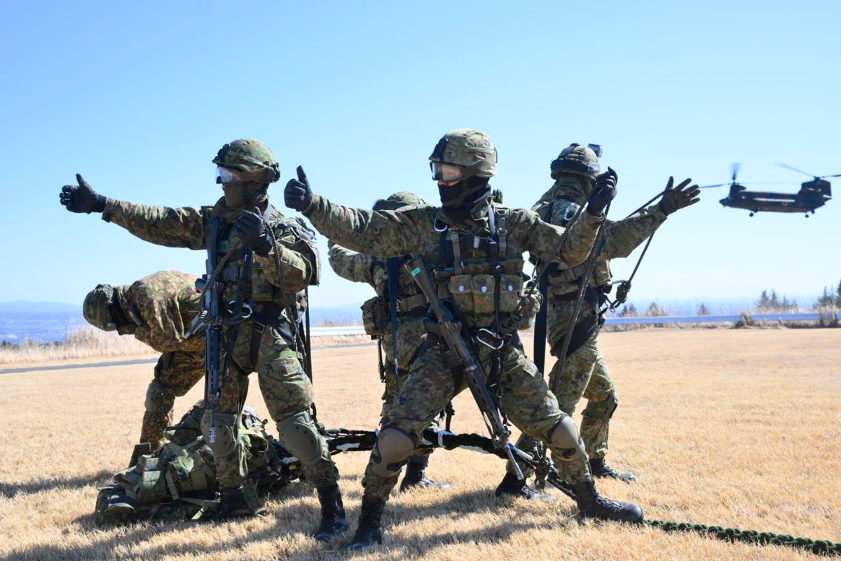 第13普通科連隊は、12旅団で実施されている、空中機動指導官養成