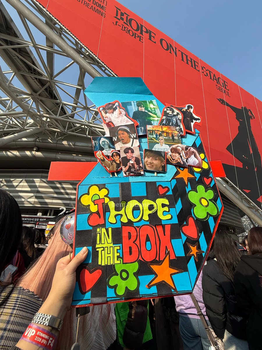 SEE YOU JWEHOB!!!!! 🐿️💜

#HOPE_ON_THE_STAGE_TOUR #HOPE_ON_THE_STAGE_TOUR_SEOUL