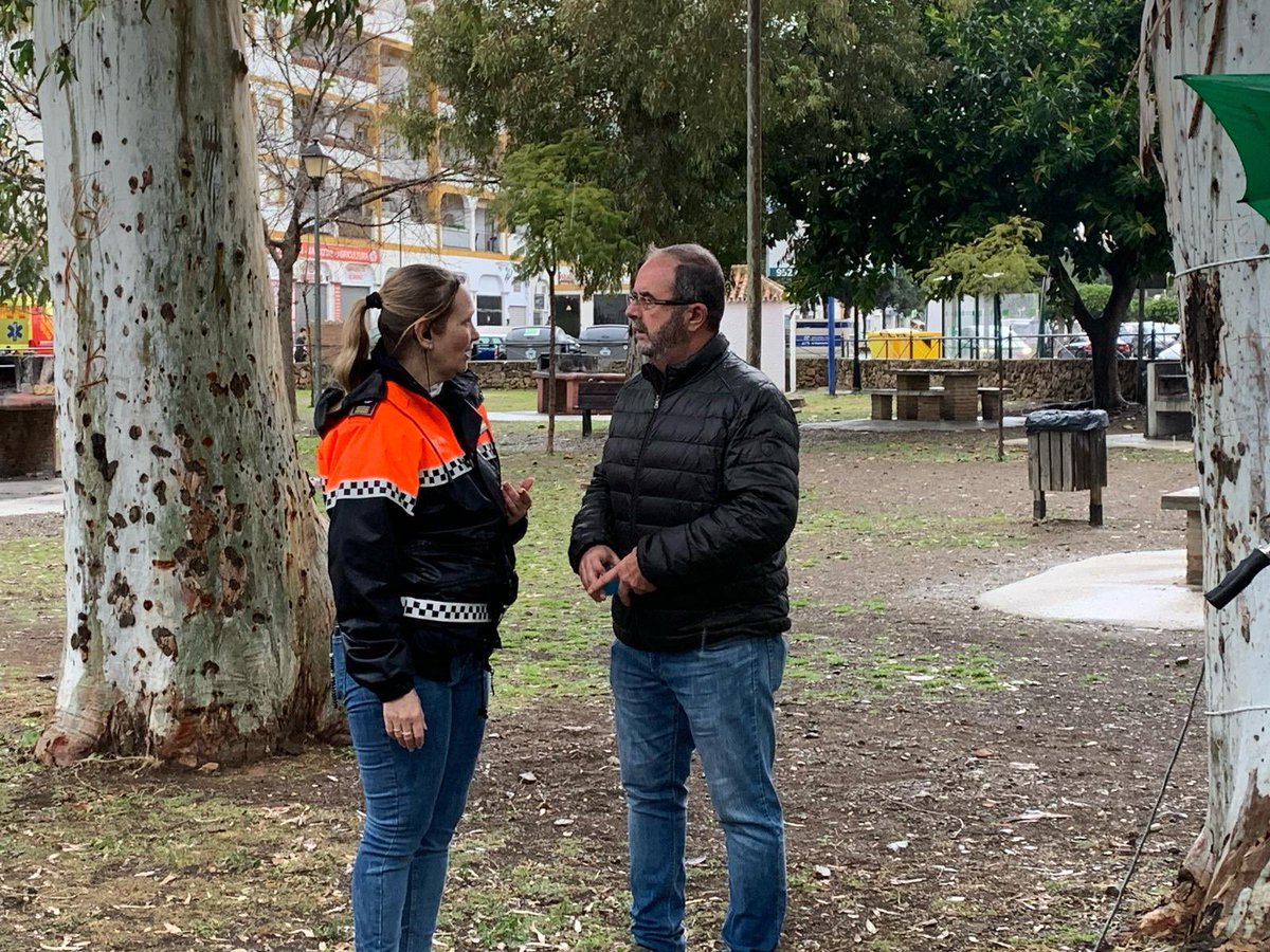 MijasCom's tweet photo. #PlanDeEmergencia | #Mijas

‼️ El Ayuntamiento de Mijas activa el Plan de Emergencia Municipal ante el aviso naranja por fuertes lluvias. El Comité Asesor del Plan Municipal de Emergencias (integrado por Policía Local, Bomberos, Protección Civil, Guardia Civil, https://t.co/THXP5R87ih