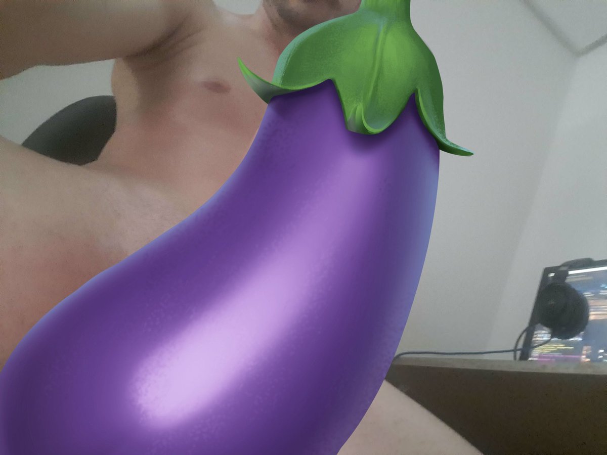 boy1999d's tweet photo. Alguem usa snap pra trocar ainda? 

#nsfwtwtًً 
#PINTOAWARD 
#TROCONUDSㅤ https://t.co/I3B8agXhda