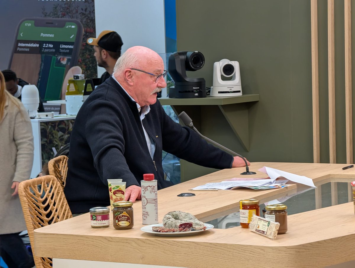 msa_actu's tweet image. #MSATVauSIA | Henry Jouve, président de la MSA Ardèche-Drôme-Loire, revient, lui, sur L'assiette des aînés qui permet aux personnes âgées de son territoire de se retrouver tous les mois pour cuisiner ensemble. "On s'est aperçu que l'alimentation pouvait jouer un rôle très