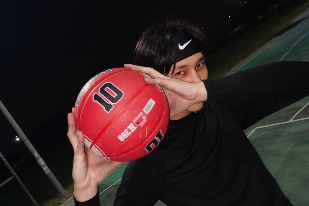 陳柏文 tweet media