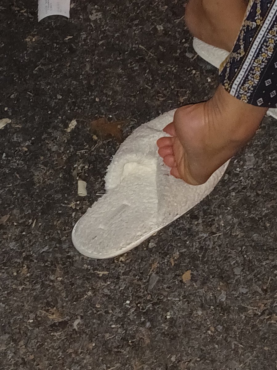 TheSlipologist's tweet photo. Here's some pics from a photoshoot with @gnarlyredzz 📸

Follow her if you want buy content like this from her and Like❤and RT♻️

📩Dm me if any female foot models would like to do a photoshoot📸

#dmvfeet #dcfeet #marylandfeet #virginiafeet #pgfreaks #dcfreaks #dmvmodels

Slippers• Soles• Toes• Arches• DMV• Footography• Feet• Foot Fetish• Shoutout•