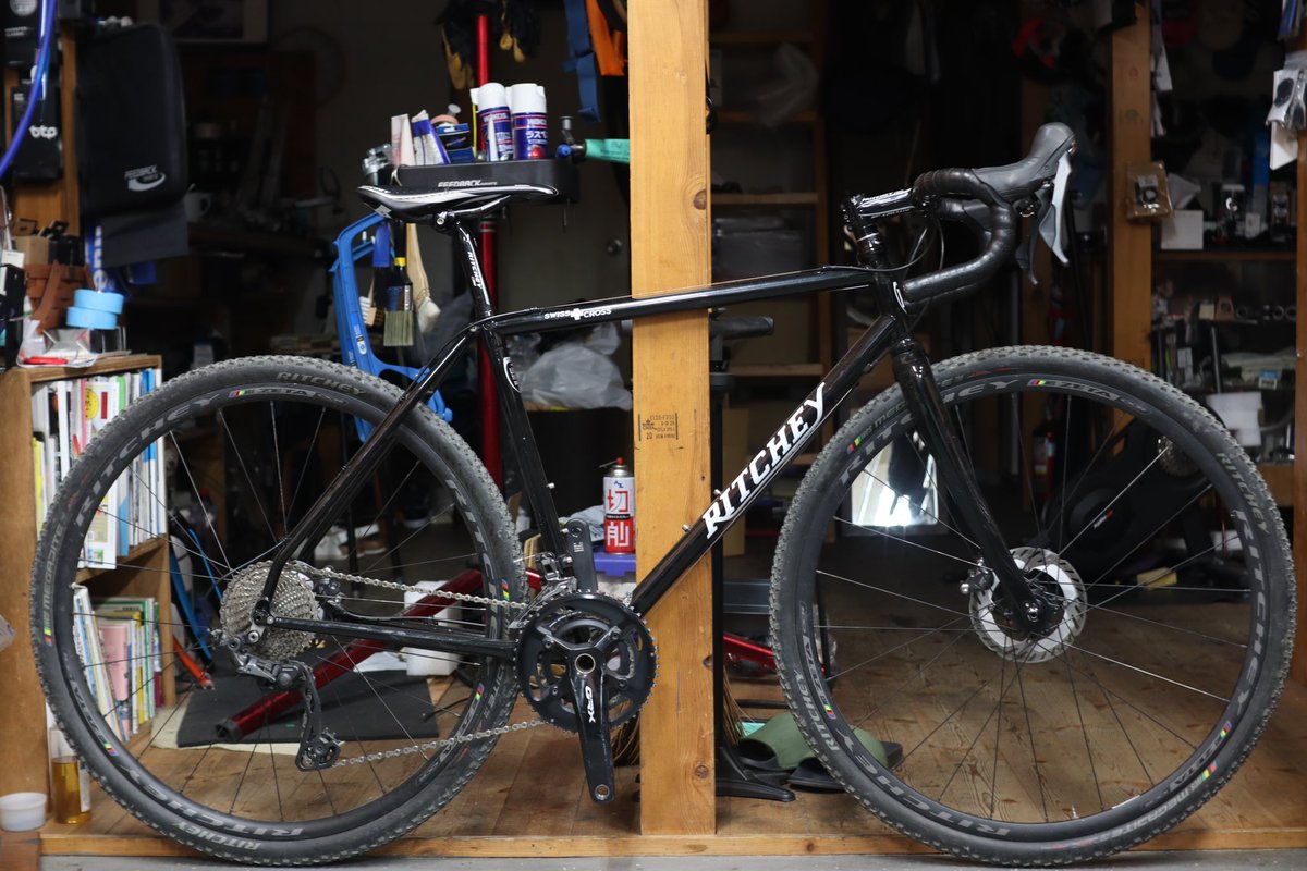 and_bicycle's tweet image. #ritcheylogic #ritchey SWISSCROSS試乗車を東京サンエス様からお借りしました。
軽量なスチールフレームにカーボンフォークの組み合わせ。シクロクロスに必要な機動性と安定性を兼ね備えたジオメトリーです。ぜひぜひお試しください。