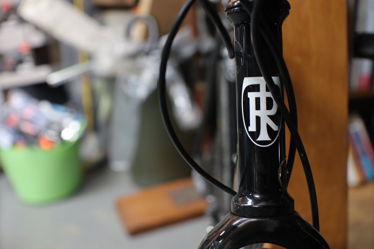 and_bicycle's tweet image. #ritcheylogic #ritchey SWISSCROSS試乗車を東京サンエス様からお借りしました。
軽量なスチールフレームにカーボンフォークの組み合わせ。シクロクロスに必要な機動性と安定性を兼ね備えたジオメトリーです。ぜひぜひお試しください。