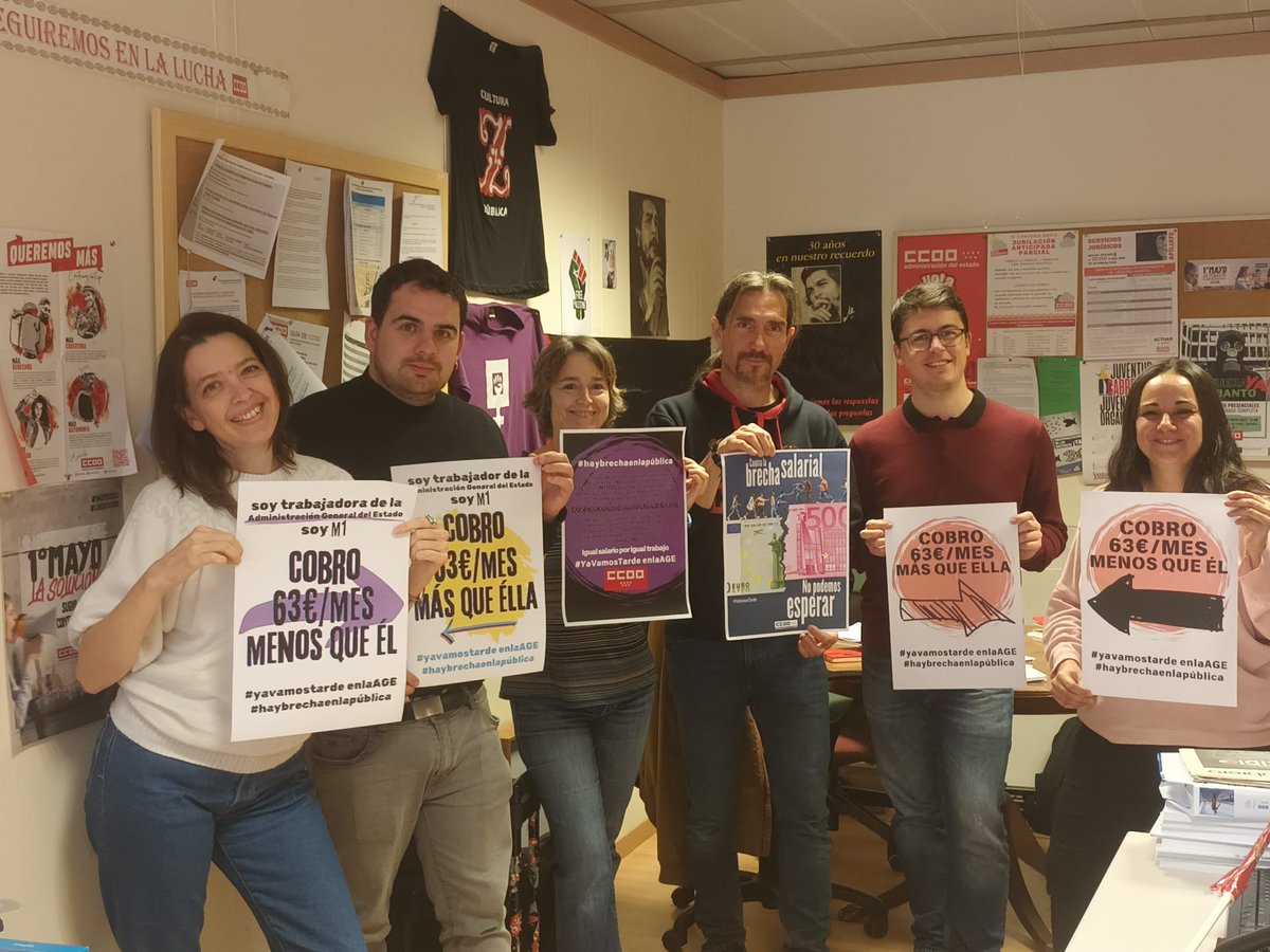 ccooMECD's tweet photo. @MonterMigue, Secretario General del PCE de Madrid, y @Pablorueta de IU Madrid se unen a nuestra lucha, porque #haybrechaenlapública, y #YaVamosTarde https://t.co/XU4S0CWop3