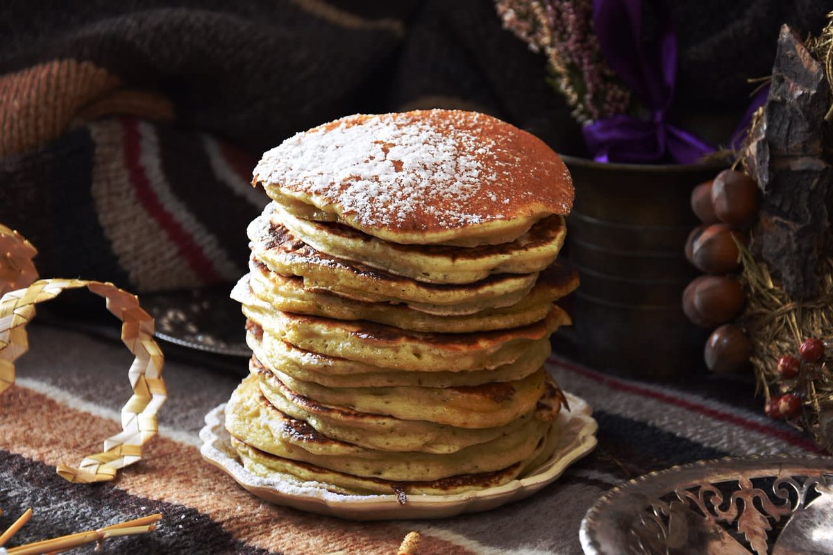 Reetz960's tweet image. 🥞🎉 It’s National Pancake Day—the one day a year where it’s socially acceptable to eat a stack of fluffy, buttery goodness the size of your head! 😋 It's a day to flip out!!🥞
#NationalPancakeDay #StackEmHigh #SyrupOverload #FlippinDelicious #IHOPpingToTheTable