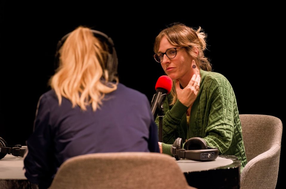Un divendres més us expliquem tot el que tenim als teatres aquest cap de setmana. Esteu a punt? 🎉 #LesMans al <a href="/teatreinca/">Teatre Principal Inca</a> de Mallorca, #DonesdeRàdio a <a href="/latlantidavic/">L'Atlàntida Vic</a> i al <a href="/zorrillabdncat/">Teatre Zorrilla</a>, #LosGuapos al Teatre Arniches d'Alacant i #LesBàrbares al #TeatreBorràs. No parem! 💖