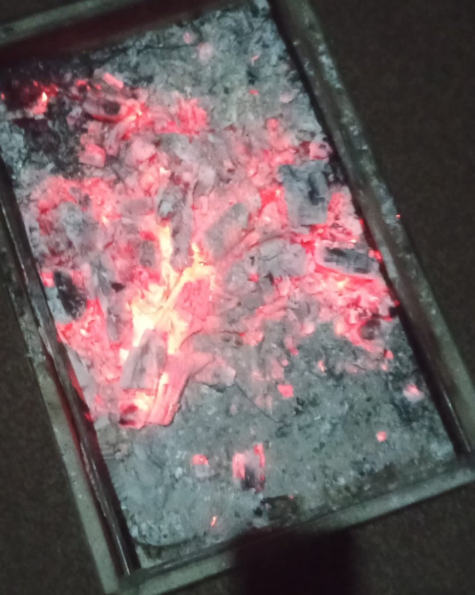 Fire  is the only way to protect my childrenFrom the cold💔
 we die of cold because we don't have a home to contain us I I hope you help us 😭
I have not received donations since 12day  My childrens  dies from cold and hunger 🥺💔
gofund.me/ab028c40