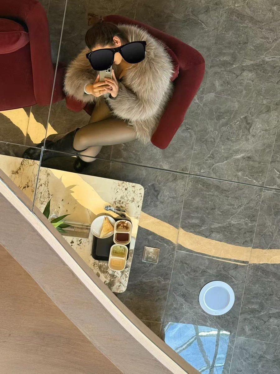 010夫妻（及时行乐） tweet media