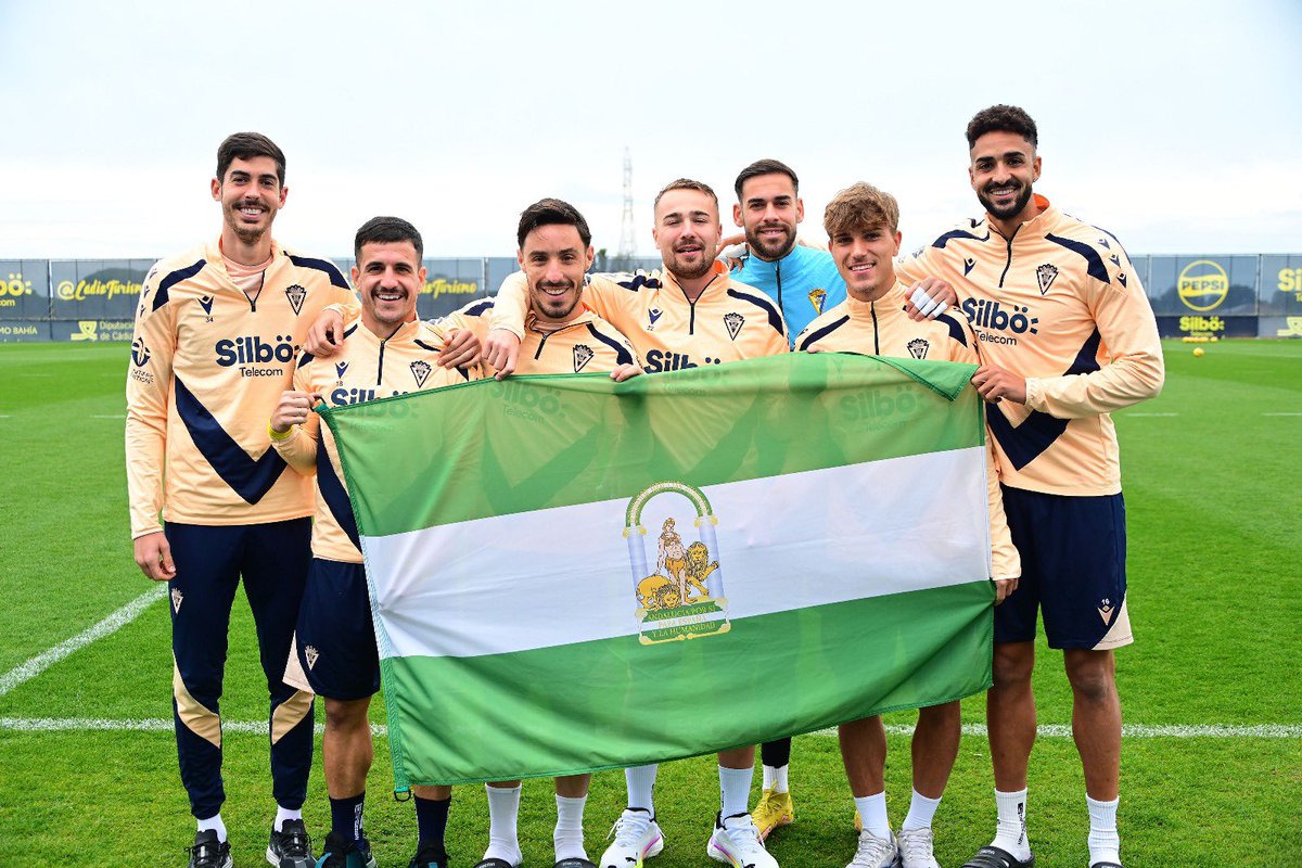 💚🤍💚 Sea por Andalucía libre.

#DíaDeAndalucía