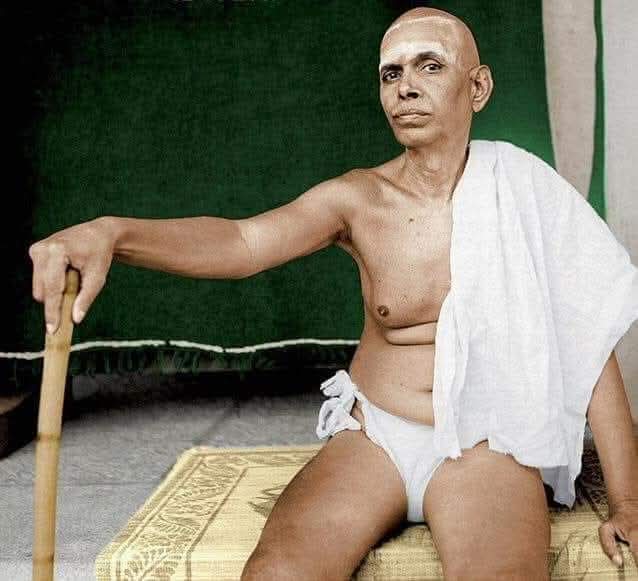 Searchof_WhoamI's tweet photo. The more you prune a plant,
the more vigorously it grows.
The more you rectify your Karma,
the more it accumulates.
Find the root of Karma and cut it off .
~~
Sri Ramana Maharshi

@NarayanCha92762 @SimpleVastu https://t.co/c8kzBXPHgV