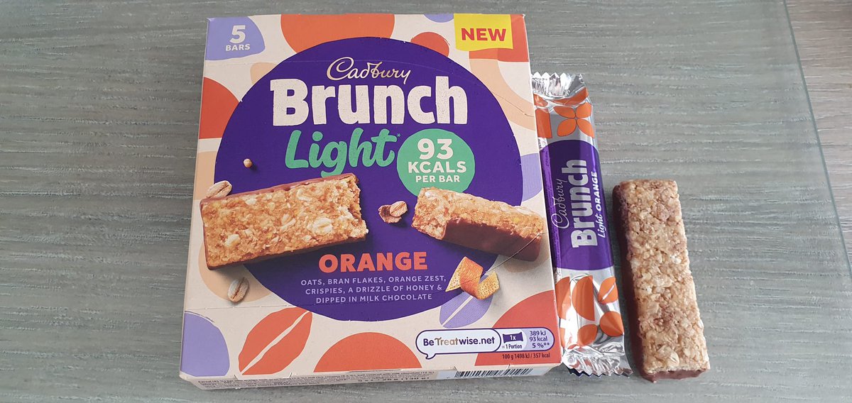 Lynne Golding (@lynnegolding) on Twitter photo Really <a href="/CadburyUK/">Cadbury UK</a>!!! if nothing else, reduce the size/amount of packaging so customers know what they’re getting - but then, you don’t want them to realise that until it’s too late really do you 🤔 #ripoff #shrinkflation #fakefood Really <a href="/CadburyUK/">Cadbury UK</a>!!! if nothing else, reduce the size/amount of packaging so customers know what they’re getting - but then, you don’t want them to realise that until it’s too late really do you 🤔 #ripoff #shrinkflation #fakefood