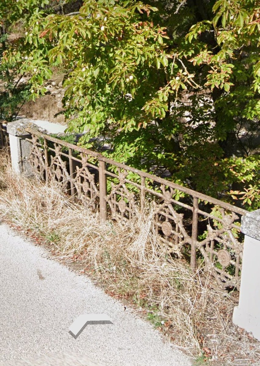 arquipopulus's tweet photo. ¡ALERTA PATRIMONIO EN PELIGRO!

Se lleva tiempo hablando de la necesidad de restauración del puente sobre la calle corazas. (Finalmente va a ser una reconstrucción)

Pero, en este proyecto vamos a perder una barandilla modernista que estuvo ubicada en el puente San Pablo

👇Sigo https://t.co/5lhGFRVsOm