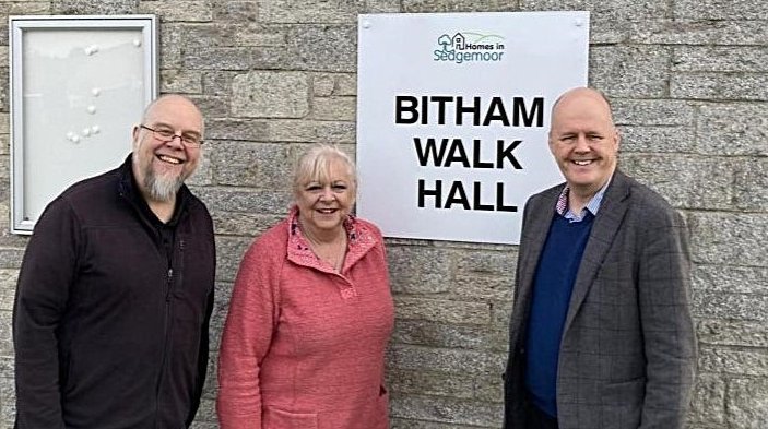 “The Woolavington Community Hub is a fantastic initiative that is already making a real difference to local people!” 
<a href="/Ashley7Fox/">Ashley Fox MP</a>

Ashley Fox MP visits our Bitham Walk #BigLocal Community Hub, which provides support, activities &amp; services for local people.
bridgwatermercury.co.uk/news/24962658.…