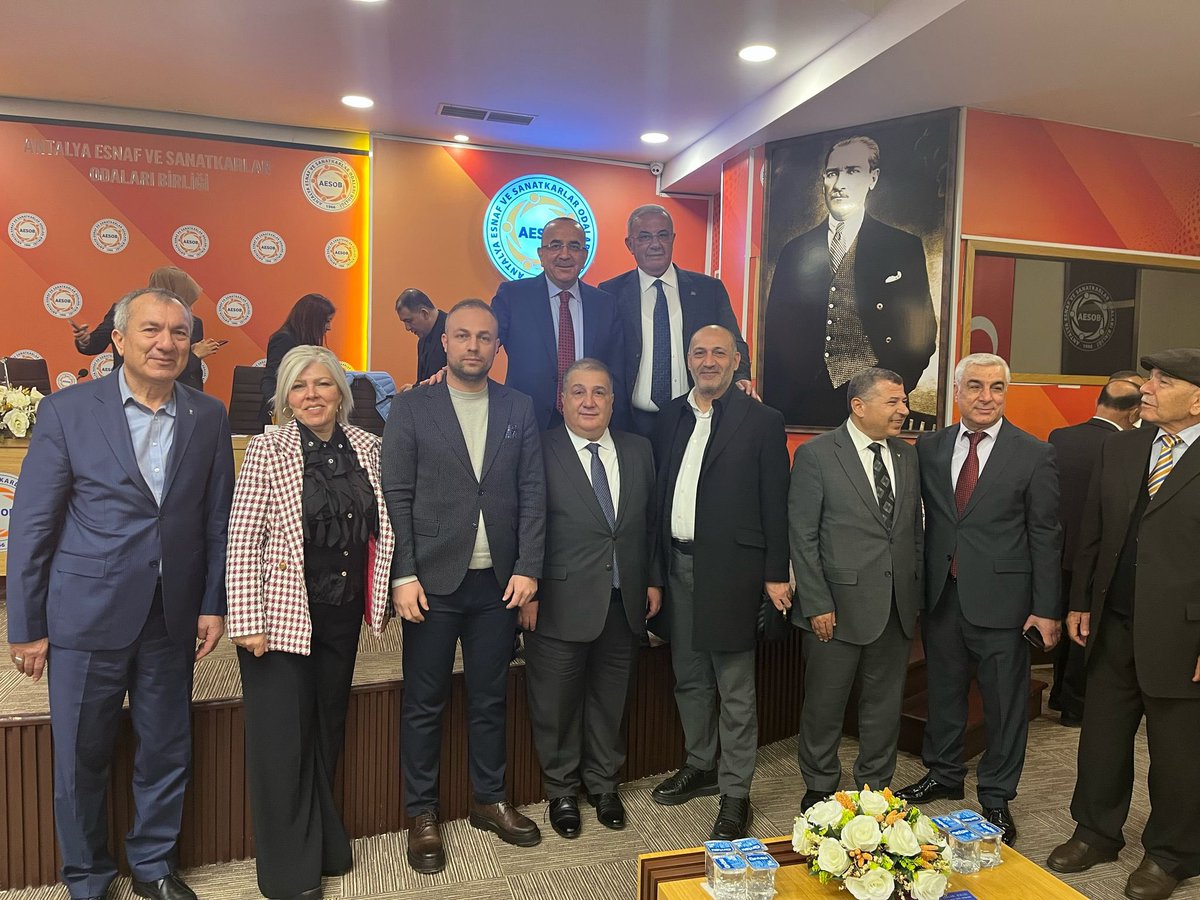 talatdogan's tweet photo. @akpartiantalya7 Stk ve Halkla ilişkiler başkanlığı olarak Antalya Esnaf ve Sanatkarlar 
Kredi ve Kefalet Kooperatifi’nin Genel Kurulu’na katıldık. Esnaflarımıza ve @muratagaoglu07 başkanımıza  hayırlı olmasını diliyoruz.@alicetin_07 @avmustafakose https://t.co/Xv3cEoUEmo