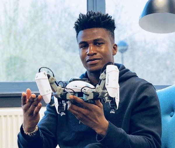 FUTURELIVINGAFR's tweet photo. ...residential, commercial, or industrial properties. This approach can help reduce risk, increase potential returns, and build a more resilient portfolio.

Leave a like and kind word for this young Nigeria Icon. https://t.co/HOae1SyyK3
