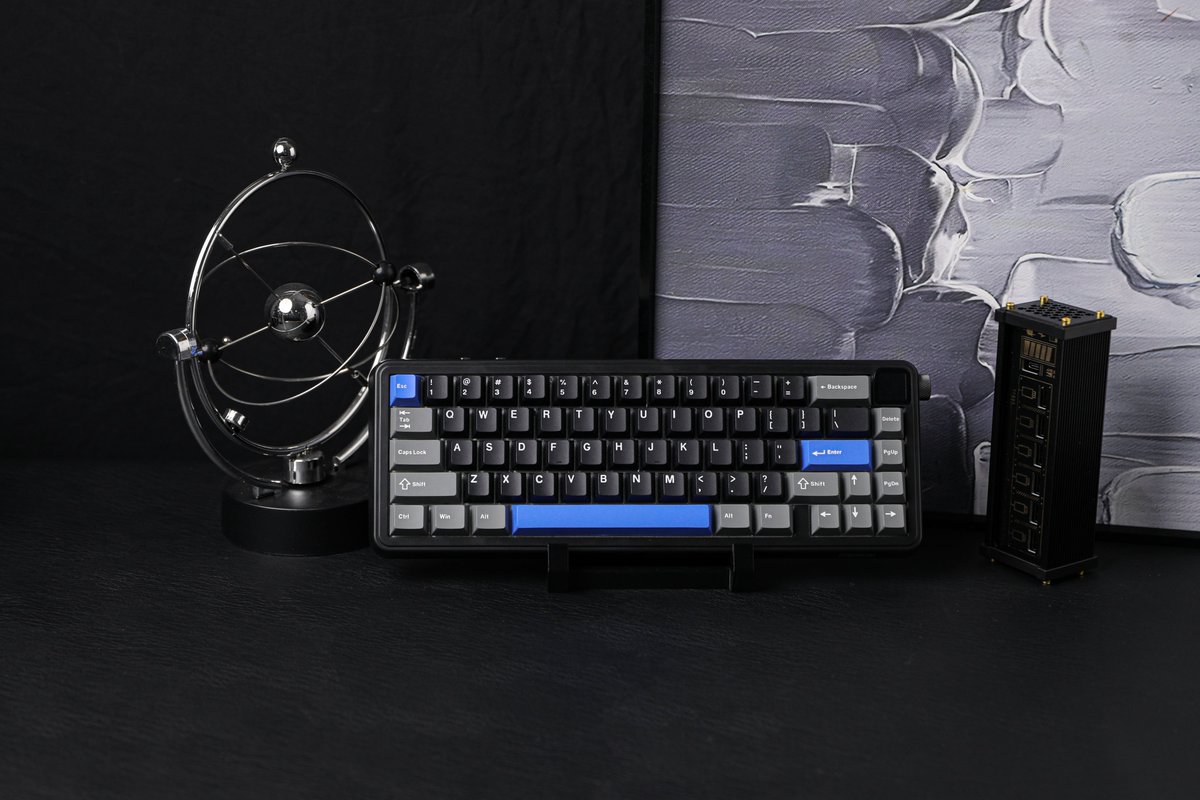 EpomakerK's tweet photo. ✨Epomaker HE65 is online!!!
💙Good for studing、working、playing💫
#Epomaker #HE65 #MechanicalKeyboard #CustomKeyboard #KeyboardInnovation #DeskSetup https://t.co/E9xNxbUujh