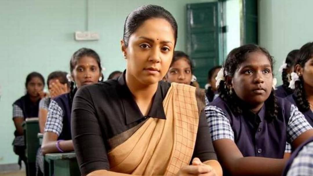 kayaldevaraj's tweet photo. February 28th
#Ratchasi
#KazhuvethiMoorkan Director
#SYGowthamraj Birthday
Congratulations @sy_gowthamraj
Sir
#ராட்சசி
#கழுவேத்திமூர்க்கன்
#Arulnithi #DusharaVijayan #Jyothika
#HappyBirthdaySyGowthamraj
#HBDSyGowthamraj https://t.co/KCDza1HNQw