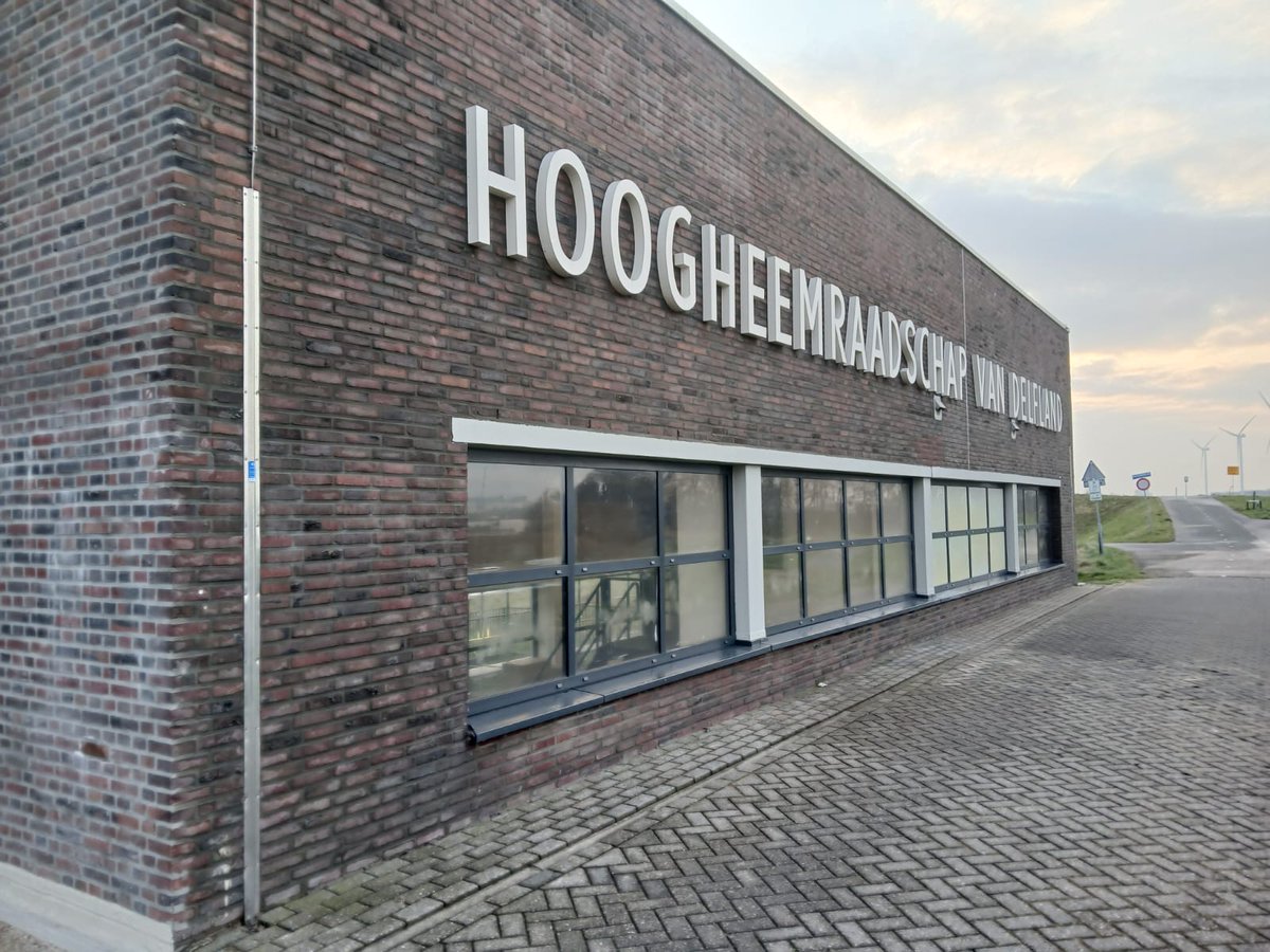 Chris de Roode tweet media