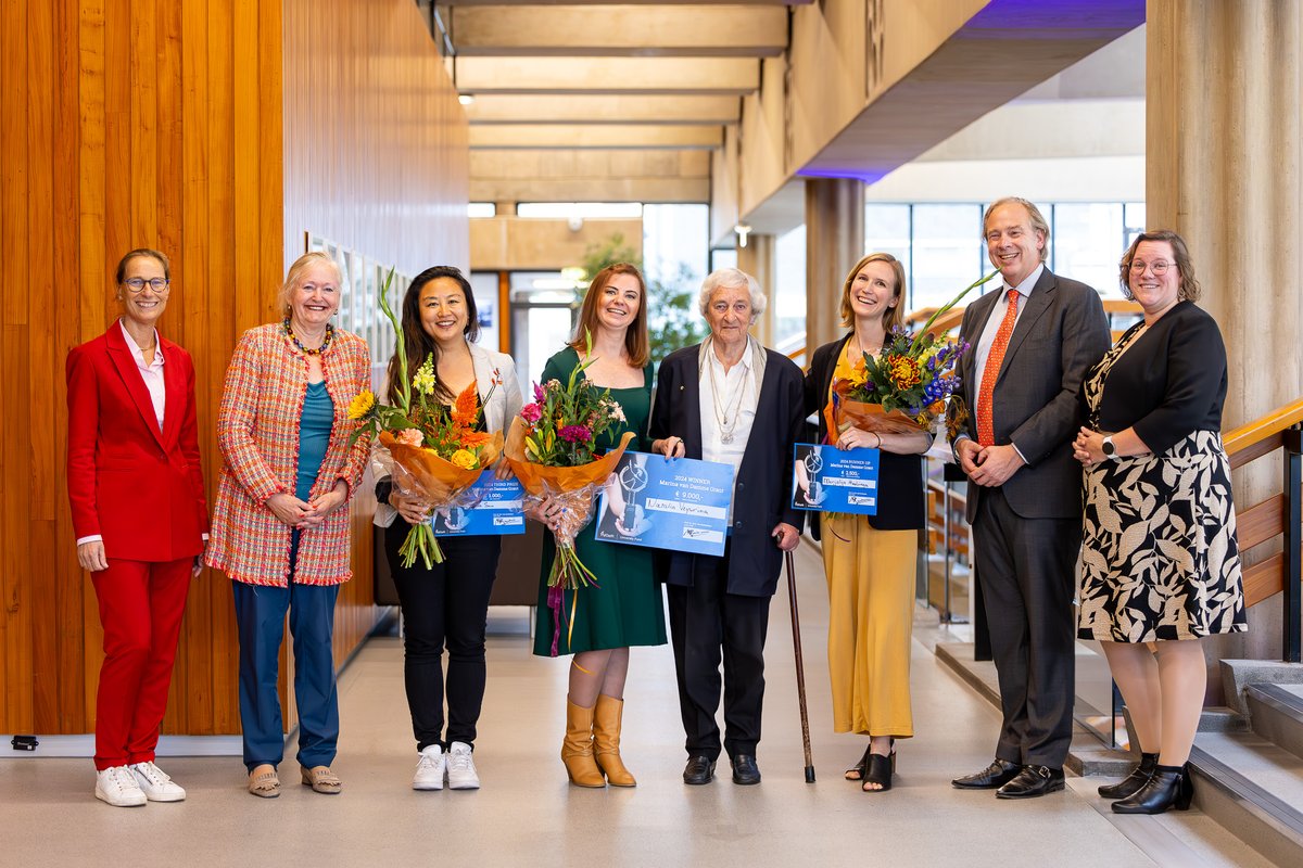 📢 Are you an ambitious female alumna of TU Delft with a plan? You can now apply for the Marina van Damme Scholarship 2025! 

This scholarship enables engineers to further develop themselves and to increase their career opportunities.

🔗 More information: edu.nl/w6juw