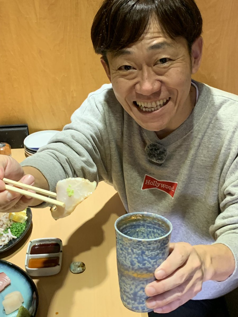 o_isanishiki's tweet image. /／
「#田中健二の今宵もくろいさ！📻」
\＼

吉本興業の #田中健二 さんが #黒伊佐錦 に合う福岡絶品料理をご紹介！

第9回目は福岡市中央区の｢#寅寅寅 様」

通年提供しているクエの炙り刺しの旨味に一同悶絶！刺身盛り合わせやあら炊きも最高！

放送は本日2/28 20時～です📻