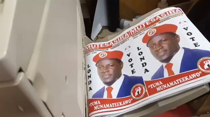 KylerEdge's tweet photo. Get all your campaign posters done at the most affordable prices 
We print  all sizes
#CampaignMaterials #ElectionMaterials #PromotionalProducts #CampaignSwag #PoliticalMerchandise #ElectionSwag #CampaignBranding #PoliticalMarketing #ElectionCampaigns https://t.co/uOHEF2RDGP