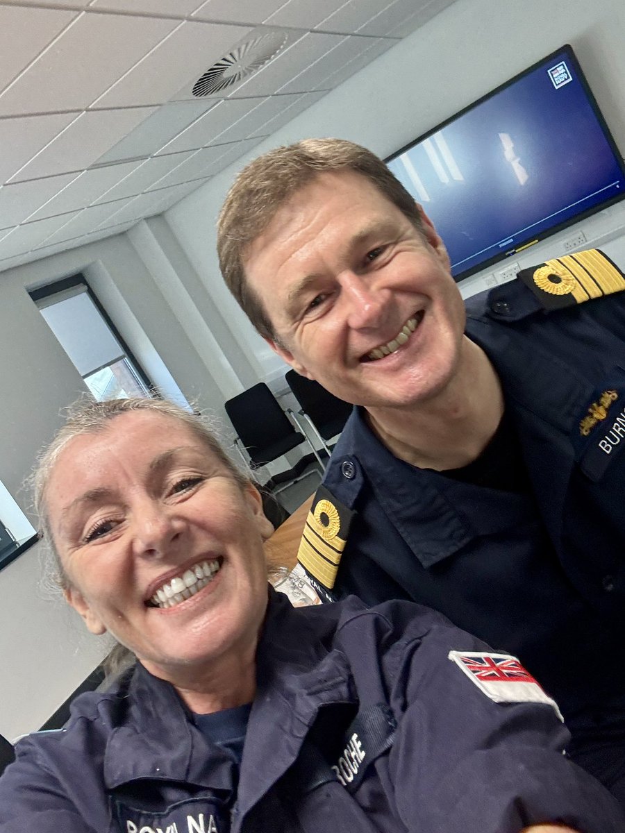 Simone Roche MBE (@simoneroche) on Twitter photo Always good to catch up with the <a href="/RoyalNavy/">Royal Navy</a> Fleet Commander <a href="/VAdmAndrewBurns/">Vice Admiral Andrew Burns</a> <a href="/HMSEagletRNR/">HMS Eaglet</a> yesterday and the regional command mighty team #RoyalNavy Always good to catch up with the <a href="/RoyalNavy/">Royal Navy</a> Fleet Commander <a href="/VAdmAndrewBurns/">Vice Admiral Andrew Burns</a> <a href="/HMSEagletRNR/">HMS Eaglet</a> yesterday and the regional command mighty team #RoyalNavy