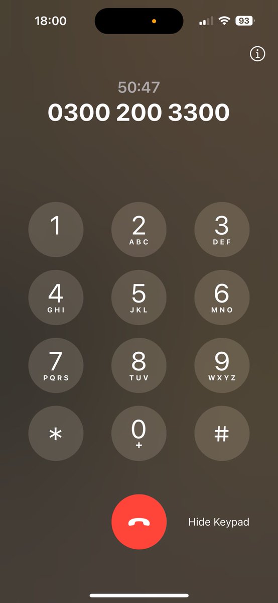 KimolobKim's tweet photo. @HMRCcustomers please can you provide at least one tel number that actually has someone to answer it??! 2 calls, on hold for ages just to be cut off! https://t.co/6kU8zde7Hb