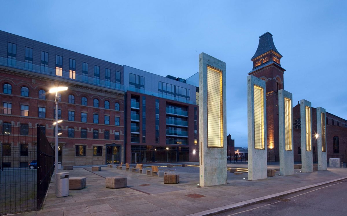 FactoryRecCol's tweet photo. Forever Manchester Charity came onto my Radar with there brilliant input in the city and they came forward with some financial support to hold my next exhibition which was going to be held at The Ice Plant M1 May 2012 #factoryrecords #Factvm #factoryexhibition #ColinGibbins https://t.co/LqDCXhQwCb