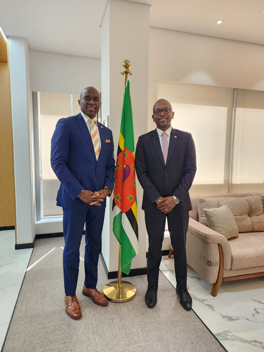 DominicaEmbass1's tweet photo. Thanks to Ambassador of the Seychelles for the thoughtful courtesy call. Our discussion covered a range of meaningful topics, reflecting our shared commitment to collaboration and mutual interests.

Such dialogues strengthen relationships and pave the way for future cooperation. https://t.co/QJqZTz6gCV