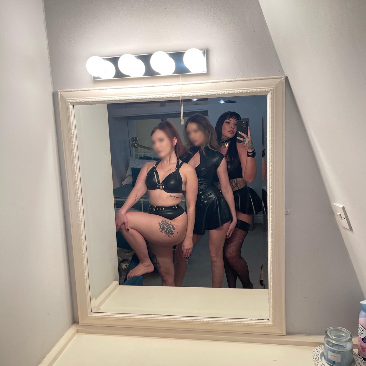 Victoria ๐ฅ (@englishroseldn) on Twitter photo Pick your fighter! ๐ฅ
Your real life Powerpuff Girls Victoria, Margot and Imara are here to rescue you from a dull, boring Tuesday afternoon- in latex of course.
<a href="/MargotAlderton/">Margot Alderton ๐ฌ๐ง BIRTHDAY MONTH</a> and <a href="/Imara_Noir/">๐ด๐๐๐๐ ๐น๐๐๐</a> Pick your fighter! ๐ฅ
Your real life Powerpuff Girls Victoria, Margot and Imara are here to rescue you from a dull, boring Tuesday afternoon- in latex of course.
<a href="/MargotAlderton/">Margot Alderton ๐ฌ๐ง BIRTHDAY MONTH</a> and <a href="/Imara_Noir/">๐ด๐๐๐๐ ๐น๐๐๐</a>