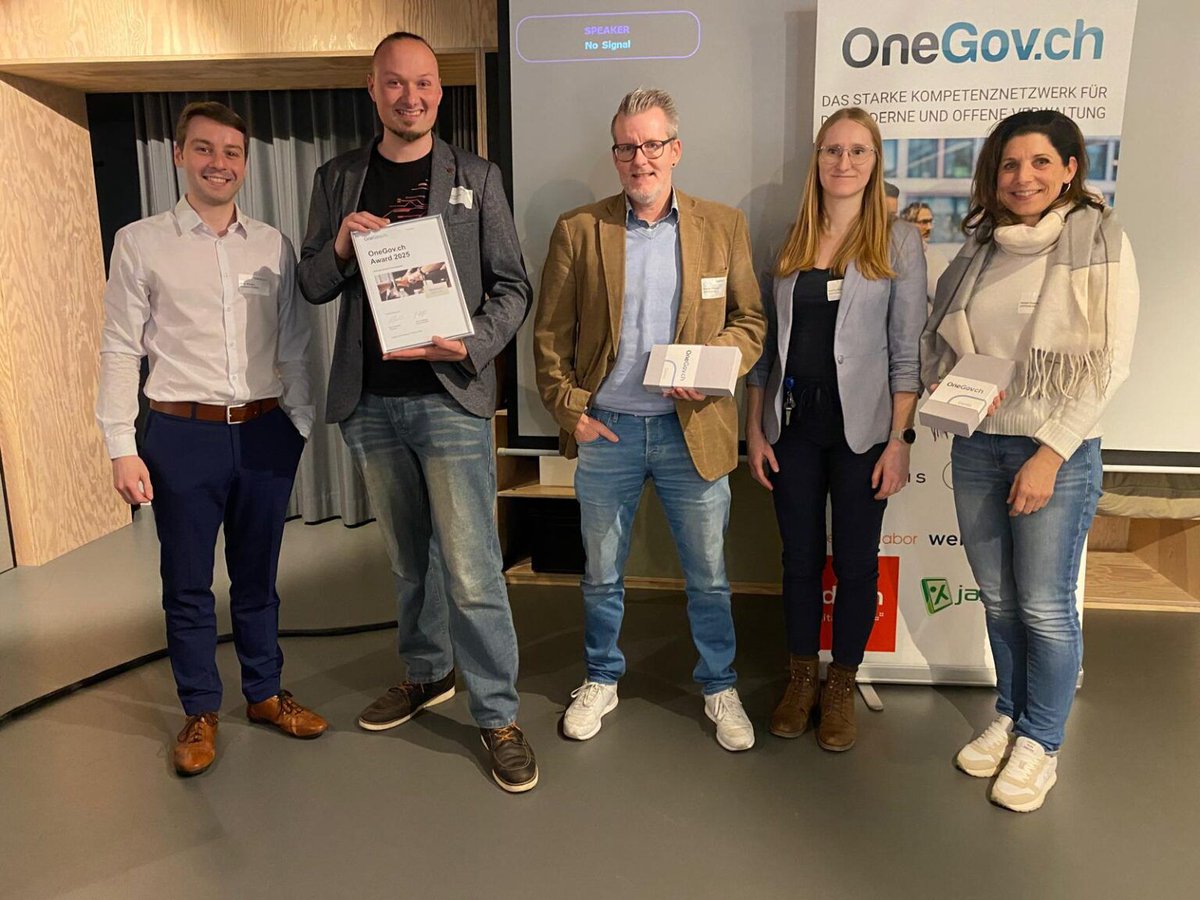 Herzliche Gratulation an JAXForms AG und die involvierten Gemeinden #Uster, #Horgen, #Thalwil und #Kloten!

Einmal entwickeln - mehrfach nutzen! Das ist das Credo vom Verein OneGov.ch. Mit dem Projekt #Amtomat", haben sich mehrere Zürcher Gemeinden