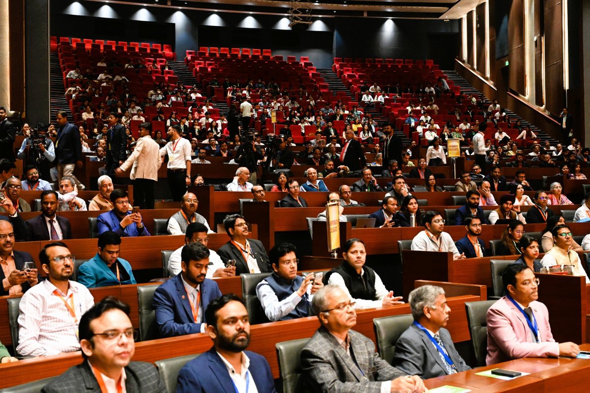 LokSabhaSectt's tweet photo. Lok Sabha Speaker Shri @ombirlakota addressed the inaugural session of a two-day symposium on 'Adoption to Changing landscape: My Viksit Bharat - 2047' organised by The Institute of Cost Accountants of India (ICMAI) in Delhi.
@loksabhaspeaker https://t.co/zbOkKhpPjw