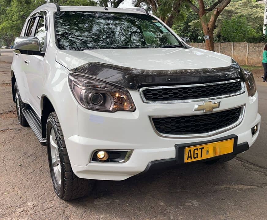 HoVish's tweet photo. Chevrolet Trailblazer Duramax 2015 USD 20,000
Recently Registered 
2.8 Litre Diesel Engine 
Automatic Transmission 
7 Seater Leather interior 
Climate control 
Touch screen radio 
Reverse camera 
6 speed gearbox 
Asking for $20,000

Call or App
0773671288
0719671288

📍 Harare* https://t.co/q6MaS2lYum