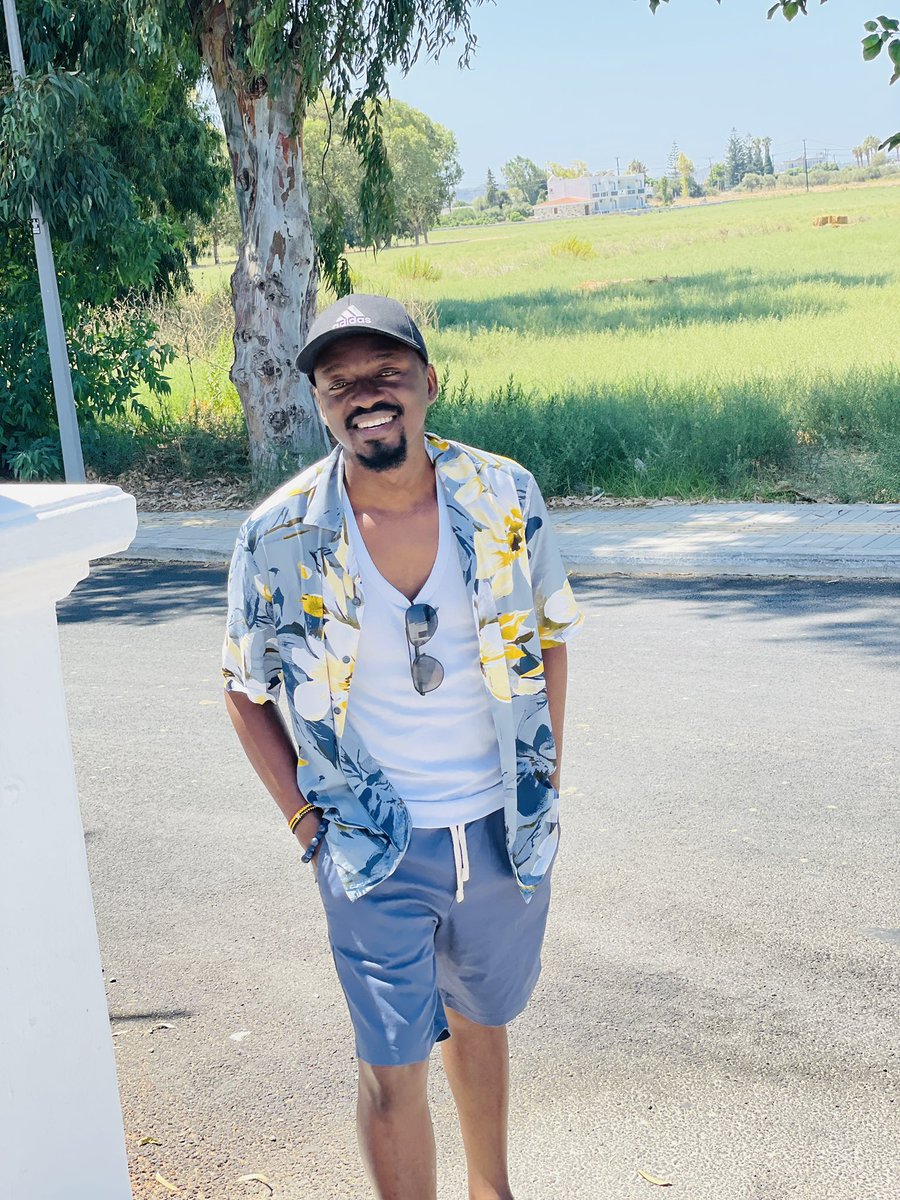 Ntegs's tweet image. Banange…are these years being sponsored by Usain Bolt?? 😅 more like +5s 😂
Thank you God for another Trip💪🏾
#OntoTheNextOne
#BlessingsOnBlessings