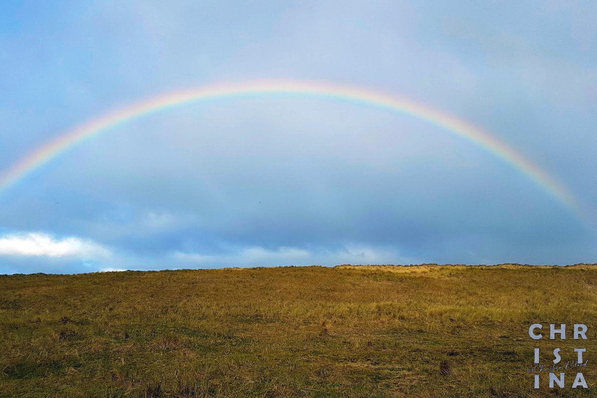 #KleurInDeNatuur dag 28 Traditiegetrouw kiezen we vandaag welke kleur me maar willen, dat wil zeggen alle kleuren van de #regenboog.