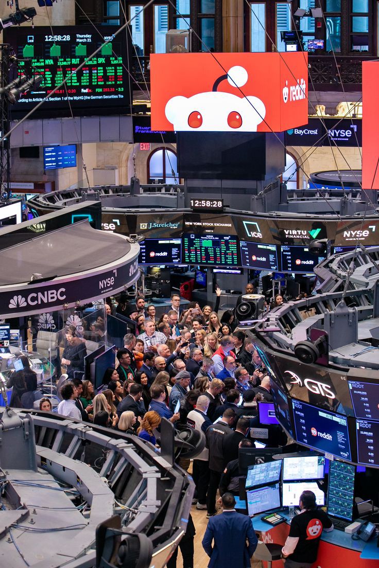 Mastery isn’t about knowing everything—it’s about executing the right thing consistently. Discipline, patience, and adaptability separate the pros from the rest. #Trading #Mastery