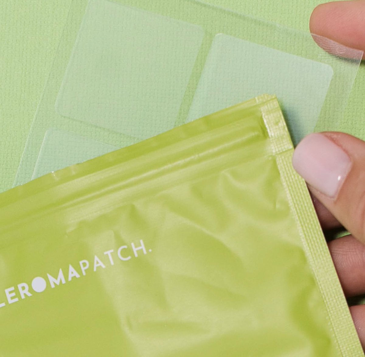 PleromaPatch's tweet image. Big weekend plans? Let our Recovery Patch have your back! 
Alleviate hangover symptoms like fatigue and headaches with our powerful blend of antioxidants and vitamins. Reclaim your Sunday with confidence. 

🛒: pleromapatch.co.za

#ReclaimYourDay #HangoverPatch