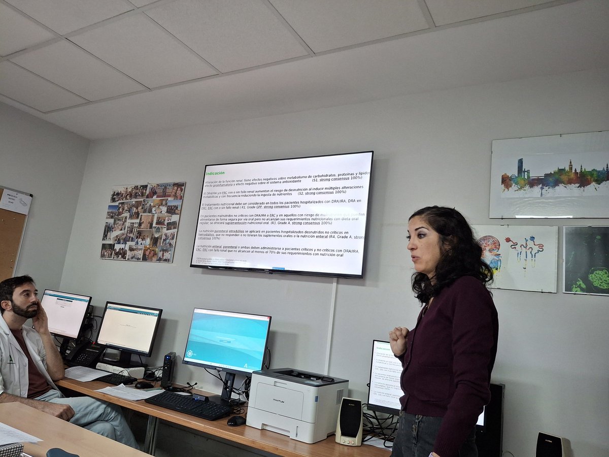 Sesión de formación en el Manejo de la Desnutrición relacionada con la Enfermedad Renal Crónica con nuestros compañeros de <a href="/NefroHUVmaca/">nefroHUVmacarena</a>. Trabajo multidisciplinar y en equipo para obtener los mejores resultados en salud <a href="/HUVMacarena/">Hospital Virgen Macarena</a> <a href="/sociedadSEEN/">Sociedad SEEN</a> <a href="/NutriSeen/">NutriSEEN</a> <a href="/SAEDYN_/">SAEDYN</a> <a href="/saludand/">Consejería de Salud y Consumo</a>