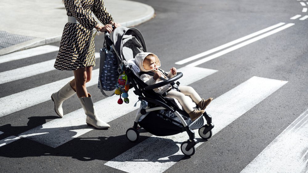 "Il m'a étranglée et fait des attouchements malgré mes cris et ceux du bébé" : une jeune mère victime d'une tentative de viol alors qu'elle se balade dans le parc de Forest (Bruxelles).

Les faits se sont produits dimanche soir vers 19h45. La jeune maman était accompagnée de son
